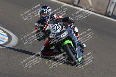 media/Oct-12-2025-CRA (Sun) [[e621380112]]/Races/Race 10/